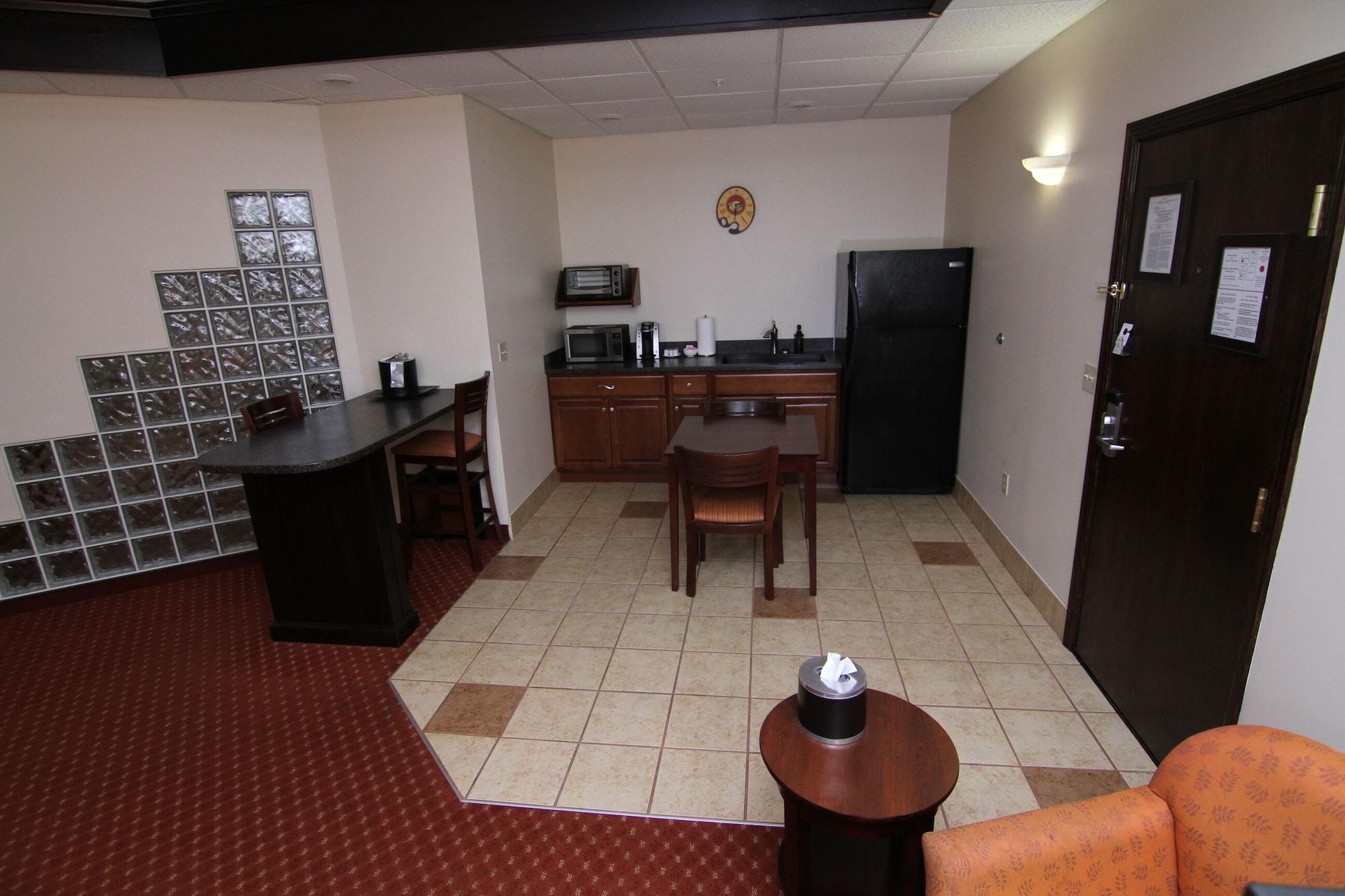 Best Western Plus Plattsburgh Exterior photo